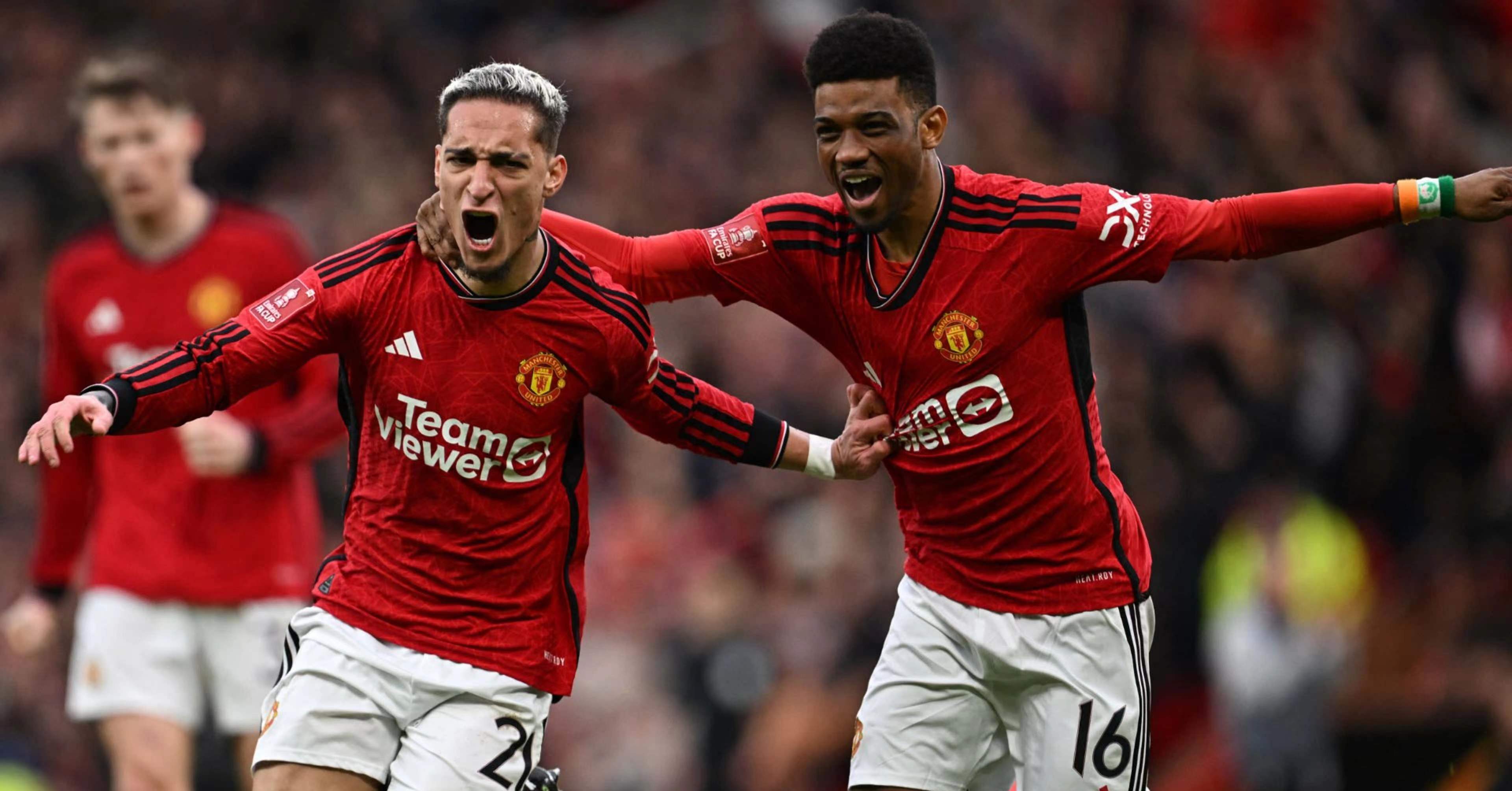 雷速官网-精彩足球赛事：双方球队全力对抗-第1张图片-雷速官网