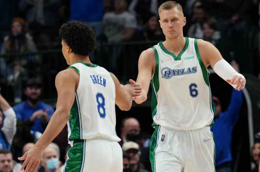 雷速官网-溜马大胜独行侠，一路凯歌进军东部决赛！-第1张图片-雷速官网