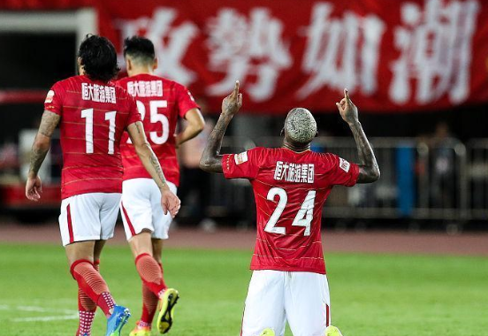 雷速官网-广州恒大新援进球，球队再次夺得三分-第2张图片-雷速官网