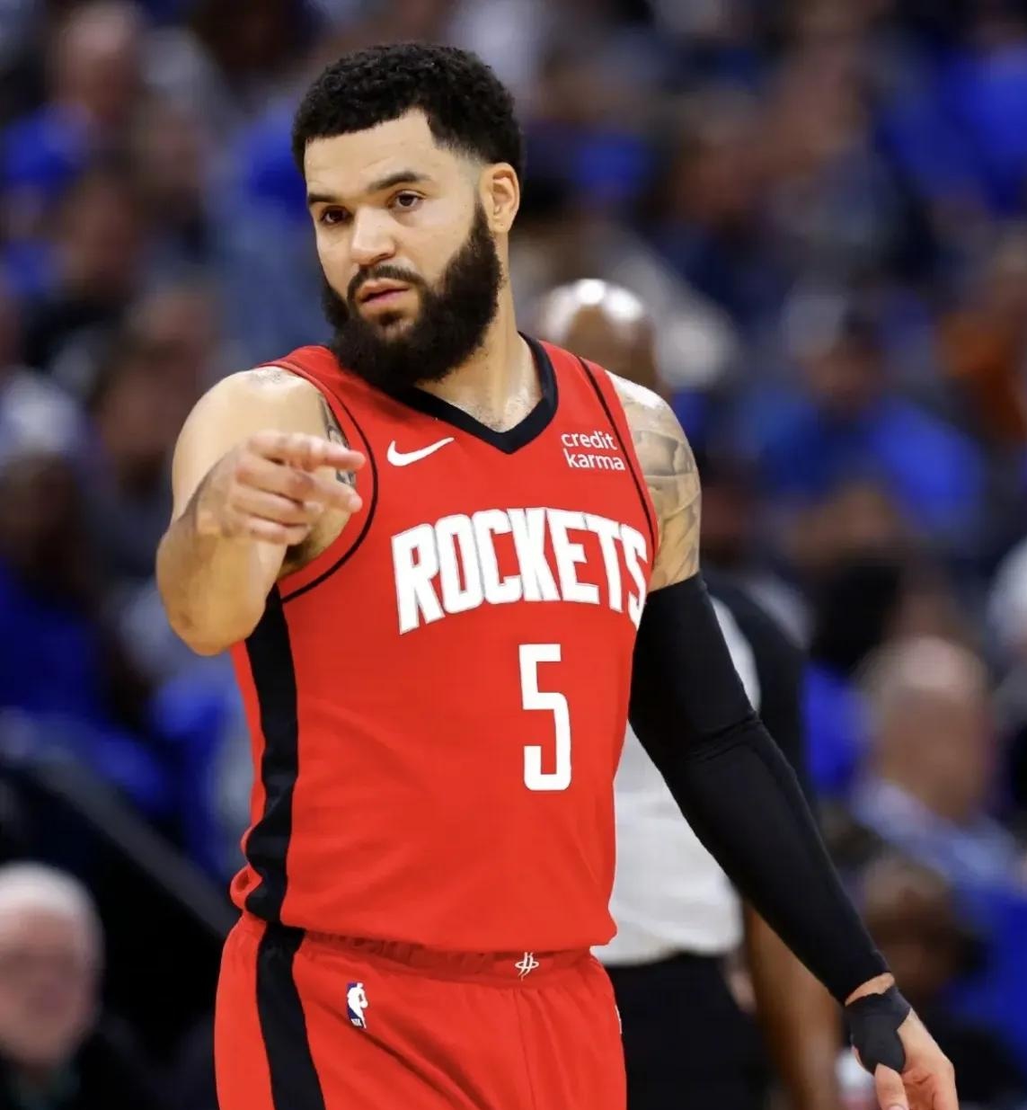 雷速直播-太阳新秀连续得分，成为球队未来希望-第1张图片-雷速官网