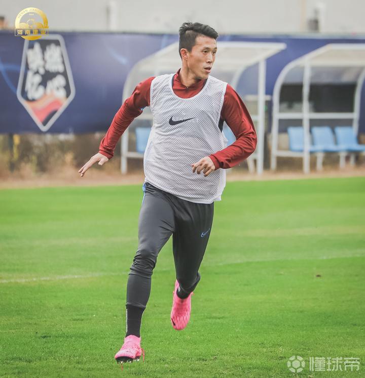 雷速官网下载-全华班出征,河南建业备战充满信心-第1张图片-雷速官网 雷速官网下载-全华班出征,河南建业备战充满信心-第1张图片-雷速官网