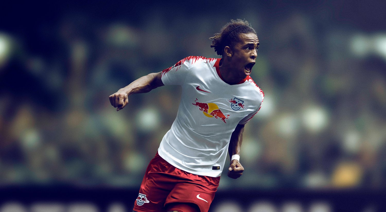 雷速官网-RB莱比锡球员们展现出色球技-第2张图片-雷速官网