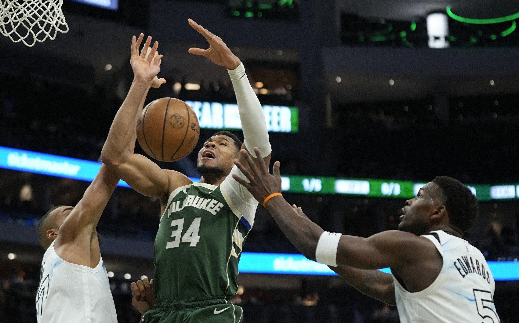 雷速官网-灰熊队主场大胜掘金，豪取五连胜-第2张图片-雷速官网