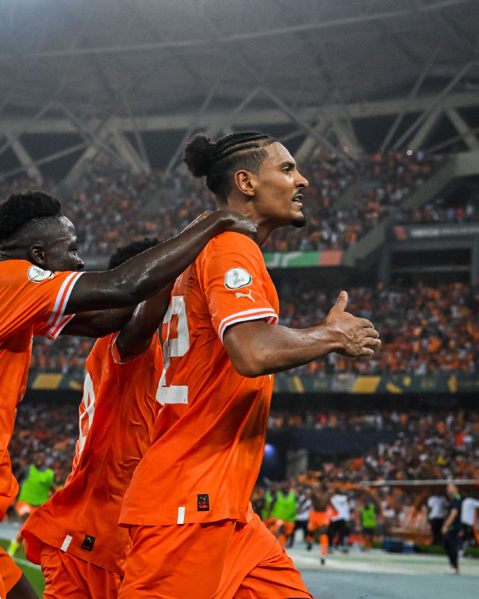 雷速官网-非洲选手勇夺冠军，体现出色实力-第2张图片-雷速官网