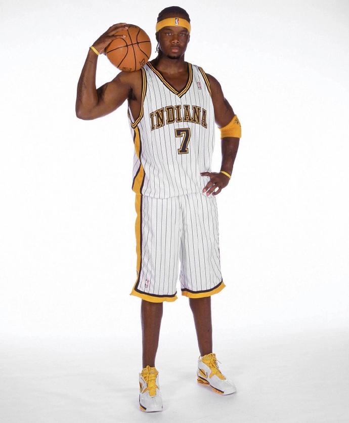 雷速官网-印第安纳步行者主帅临时调整，大爆冷门-第2张图片-雷速官网