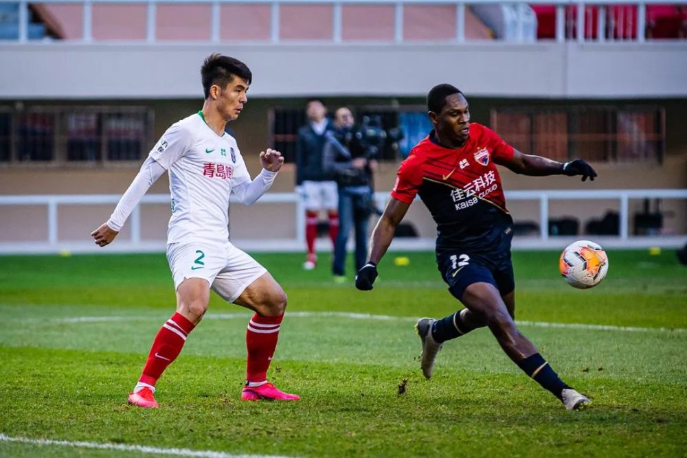 雷速官网-深圳佳兆业客场击败青岛黄海，逆袭成功-第2张图片-雷速官网