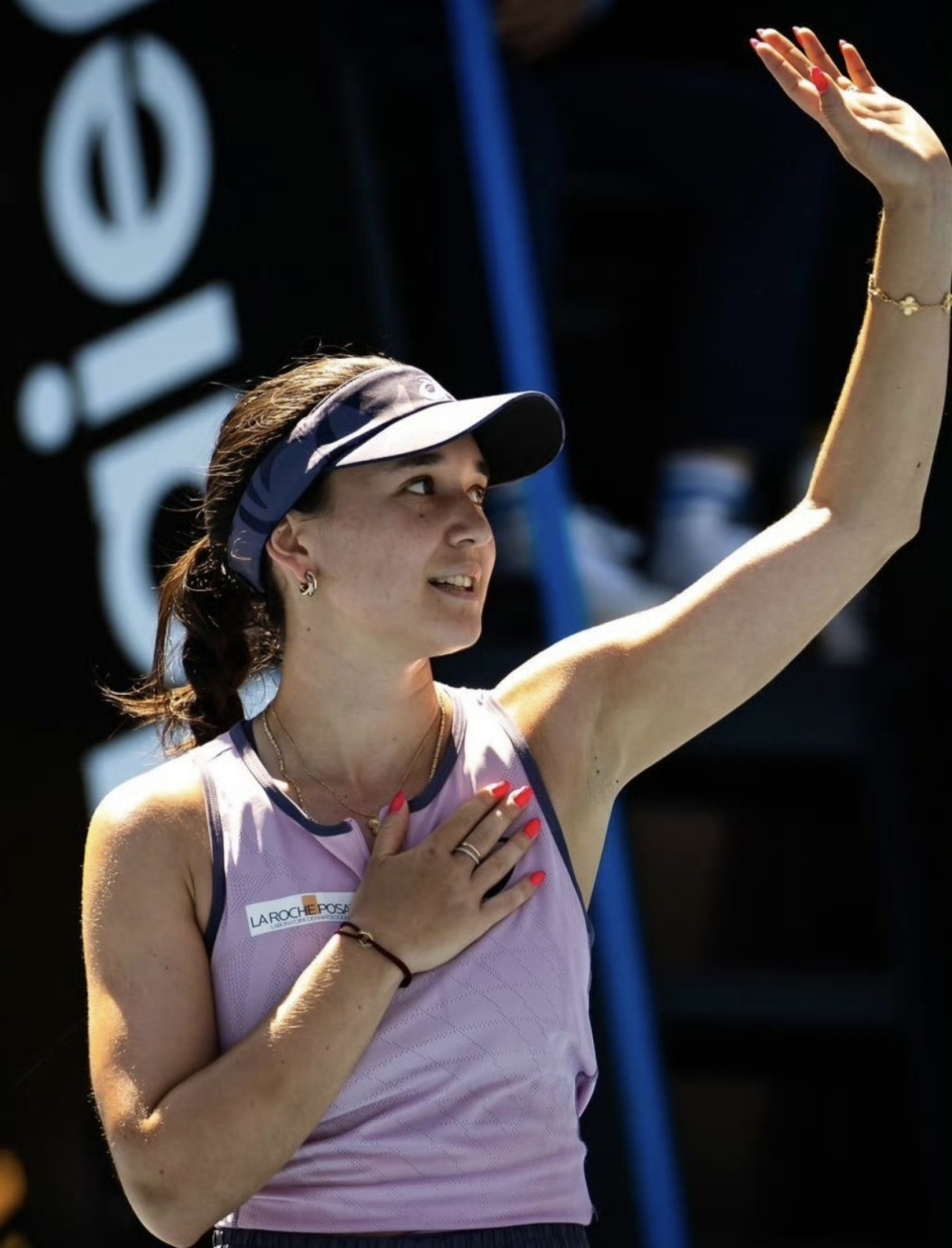 雷速官网-网球赛场女子项目德国选手夺冠-第1张图片-雷速官网