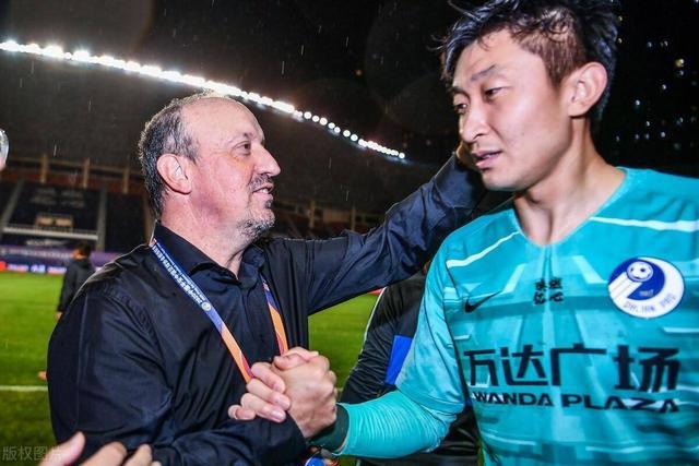 雷速官网下载-重庆当代大胜大连人，统治比拼-第1张图片-雷速官网