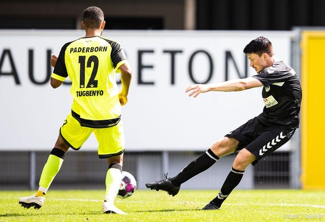 雷速直播-凯泽斯劳滕客场抢分,逼近前列-第2张图片-雷速官网 雷速直播-凯泽斯劳滕客场抢分,逼近前列-第2张图片-雷速官网