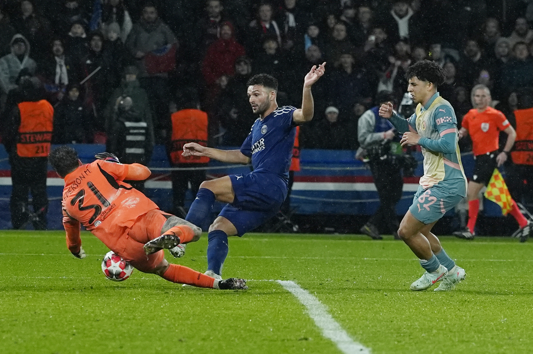 雷速直播-欧洲足球盛宴精彩绝伦,争夺激励球场风云-第1张图片-雷速官网 雷速直播-欧洲足球盛宴精彩绝伦,争夺激励球场风云-第1张图片-雷速官网