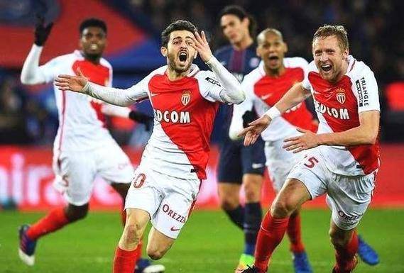 雷速官网-里昂球员合力突破，迎来豪取大捷-第1张图片-雷速官网