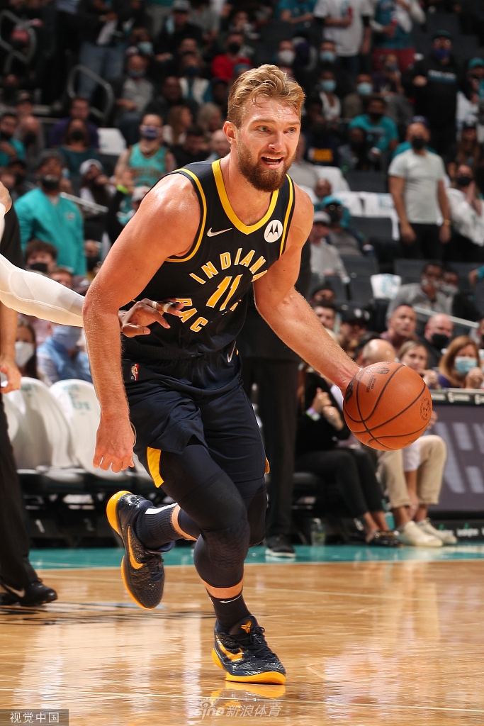 雷速官网-黄蜂客场战胜步行者，海沃德得分领衔全队胜利-第2张图片-雷速官网