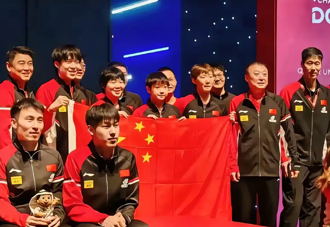 雷速官网下载-球员们拼尽全力，为胜利而拼搏-第2张图片-雷速官网