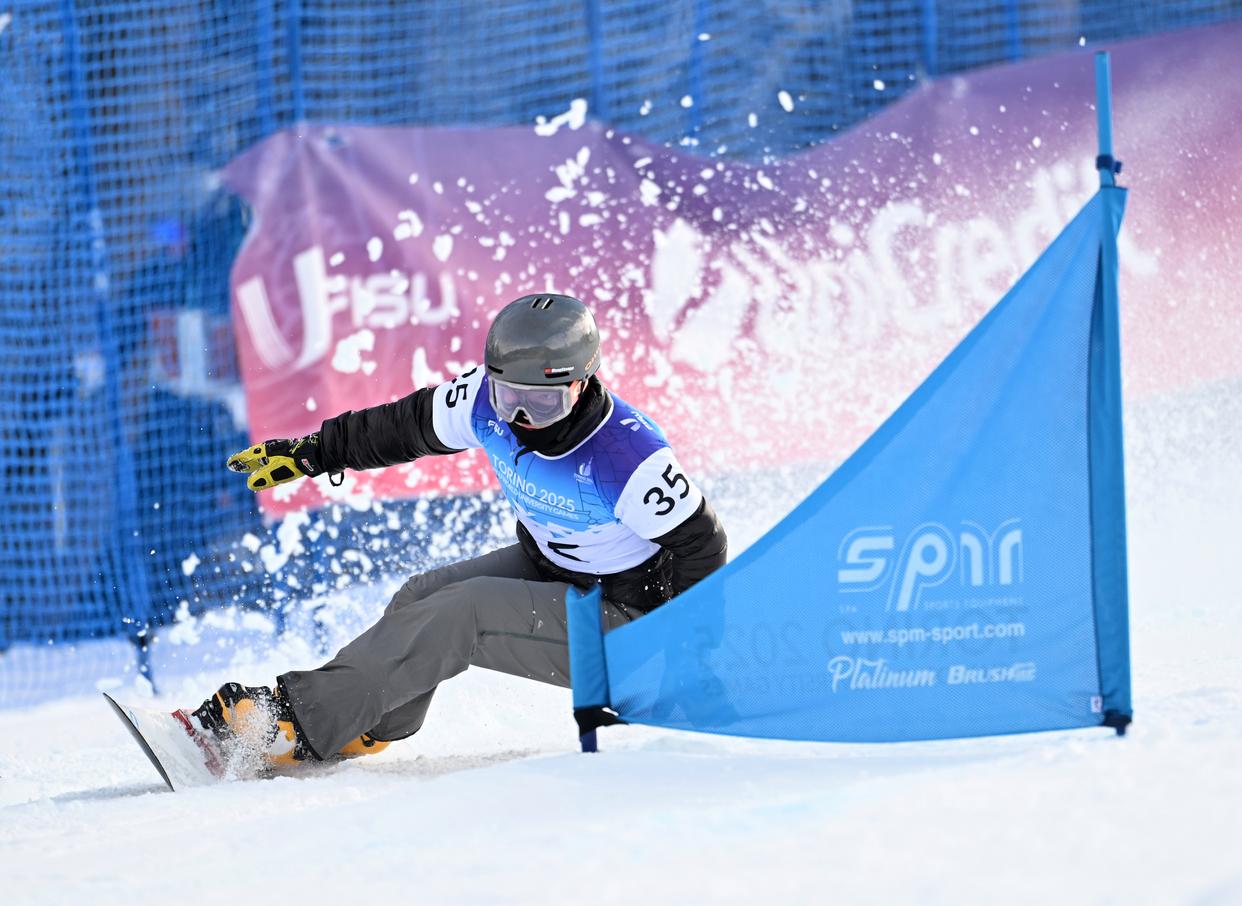 雷速直播-滑雪比赛一波三折展开-第1张图片-雷速官网 雷速直播-滑雪比赛一波三折展开-第1张图片-雷速官网