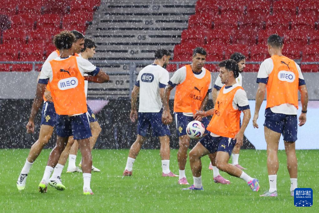 雷速官网-意大利队全力备战与葡萄牙的对决-第2张图片-雷速官网