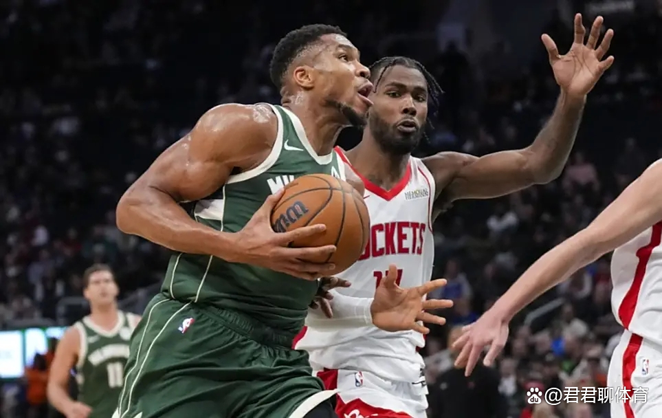 雷速官网-雄鹿队锋线双星合力，夺取胜利-第1张图片-雷速官网