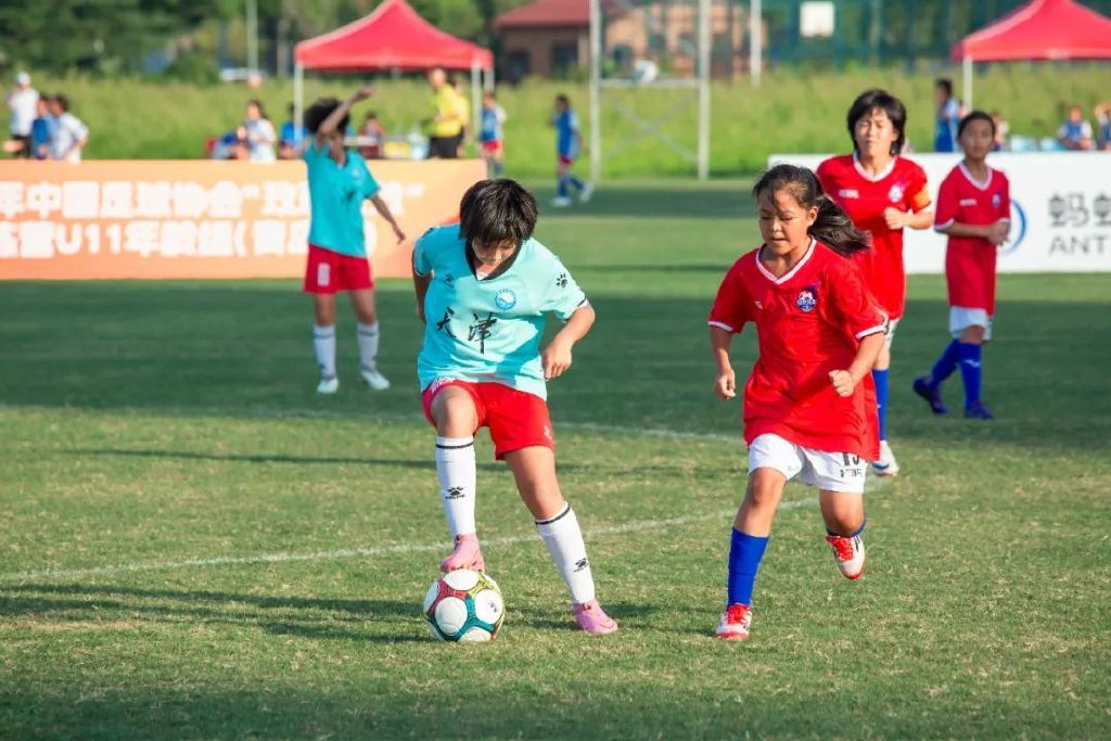 雷速官网-杭州女足在比赛中展现出强大的团队合作精神-第1张图片-雷速官网 雷速官网-杭州女足在比赛中展现出强大的团队合作精神-第1张图片-雷速官网
