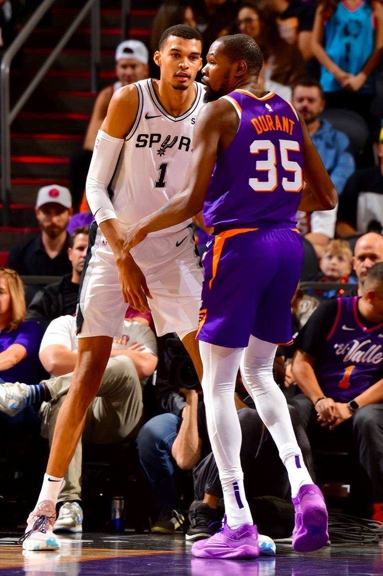 雷速-马刺队双杀对手,笑傲全联-第2张图片-雷速官网 雷速-马刺队双杀对手,笑傲全联-第2张图片-雷速官网