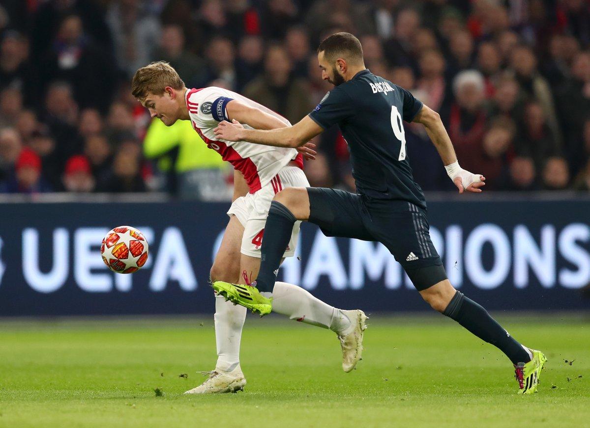 雷速-高科技辅助:亚洲赛场首次使用VAR判罚-第2张图片-雷速官网 雷速-高科技辅助:亚洲赛场首次使用VAR判罚-第2张图片-雷速官网